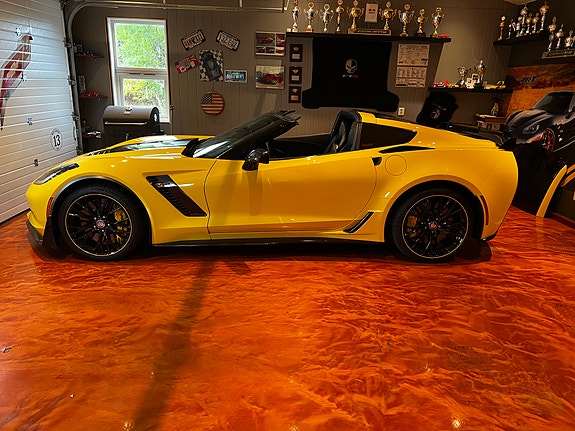 Chevrolet Corvette 3 of 26