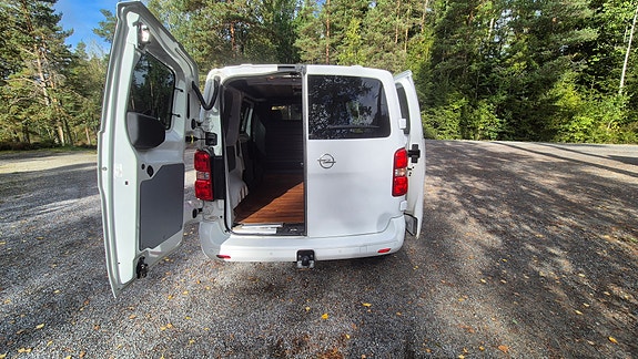 Opel Vivaro 11 of 19