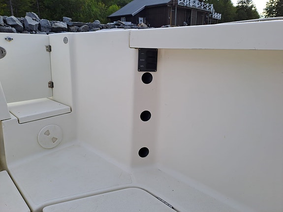 Arvor 690 7 of 11