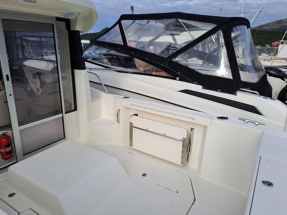 Arvor 690 8 of 11