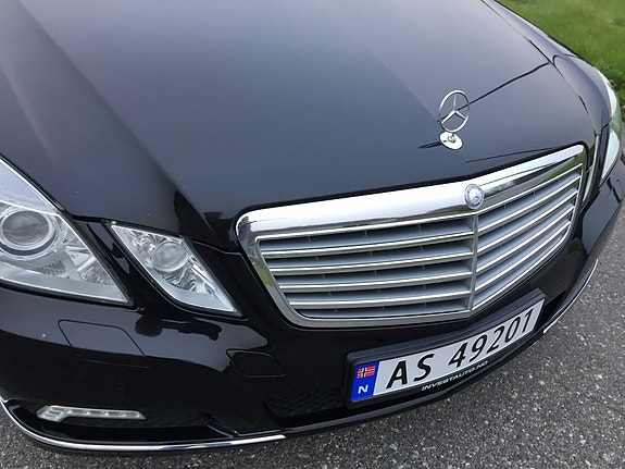 Mercedes-Benz E-Klasse 5 of 30
