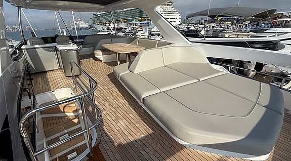 Ny Princess F65, 2026 modell ledig for VIP charter. 5 of 13