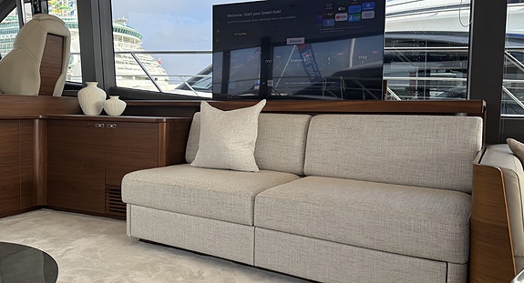 Ny Princess F65, 2026 modell ledig for VIP charter. 12 of 13