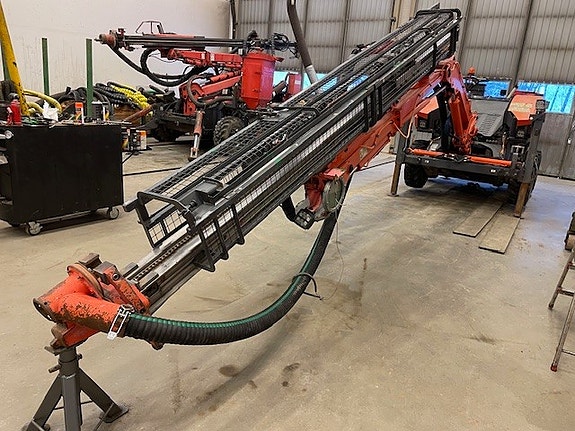 Sandvik DC 125 R 2 of 5