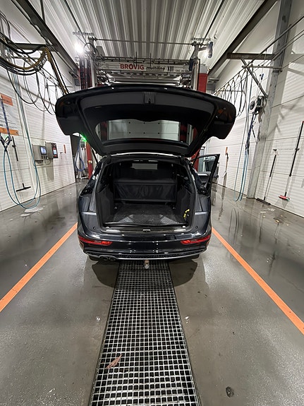 Audi Q5 10 of 30