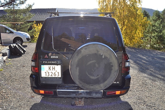 Mitsubishi Pajero 5 of 27