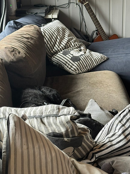 Product image 8 of 9