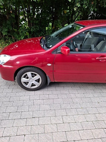 Mitsubishi Lancer 6 of 23