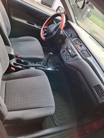 Mitsubishi Lancer 17 of 23