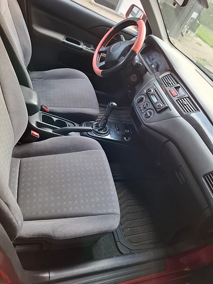 Mitsubishi Lancer 20 of 23