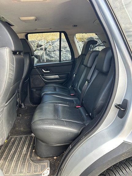 Land Rover Range Rover Sport 8 of 10