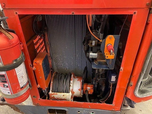 Sandvik Commando DC 120 R 8 of 17