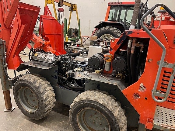 Sandvik Commando DC 120 R 5 of 17