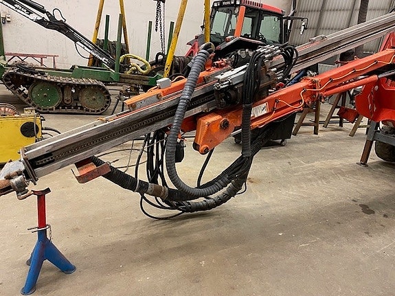 Sandvik Commando DC 120 R 6 of 17