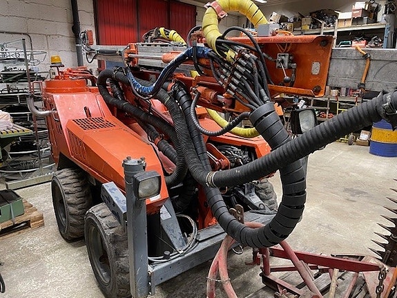 Sandvik Commando DC 120 R 7 of 17