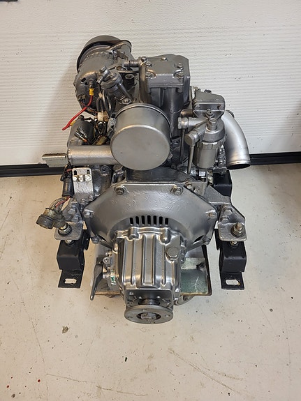 Yanmar 1GM   7,5 hk 2 of 3