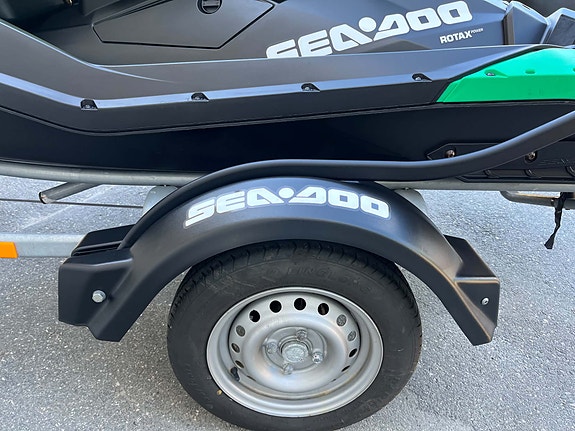 SeaDoo Spark Trixx 2UP - strøken! 7 of 10