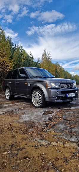 Land Rover Range Rover Sport 4 of 18