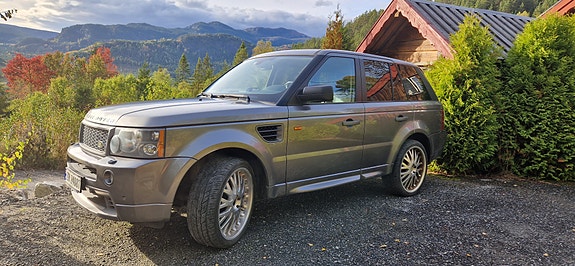 Land Rover Range Rover Sport 18 of 18