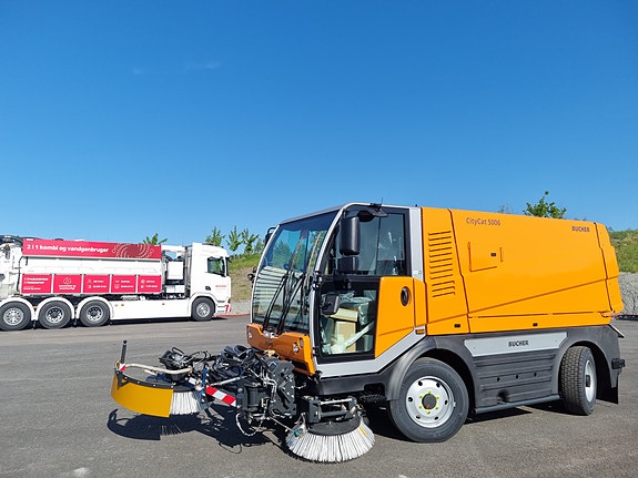 Andre Bucher CityCat VR50 5,6 m3 8 of 30