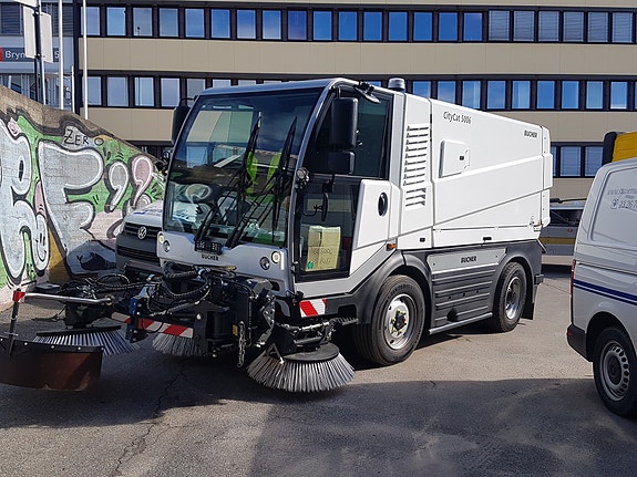 Andre Bucher CityCat VR50 5,6 m3 13 of 30
