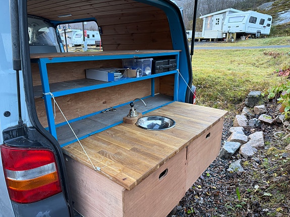 Volkswagen Transporter 6 of 9
