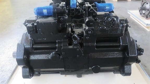 Kobelco SK210 Hydraulikpumpe 2 of 5