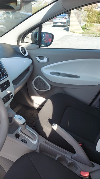 Renault Zoe 2 of 14