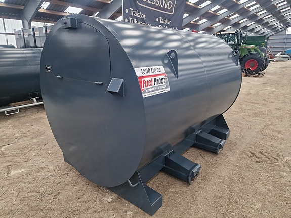 Fuel Proof Bunded Diesel Tank 4500L fuelstore med pumpeutstyr inkl 2 of 13