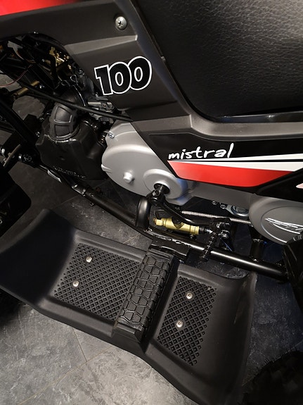 SMC Mistral Sport 100 8 of 9