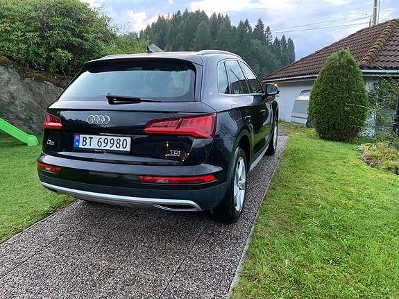 Audi Q5 6 of 24