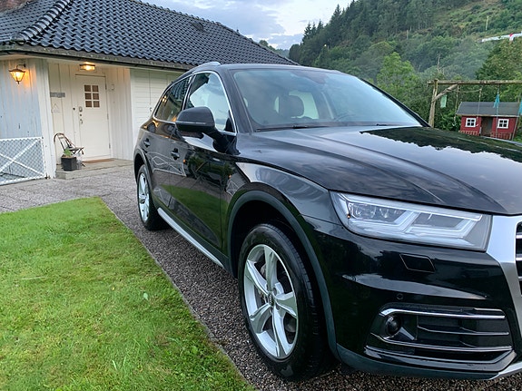 Audi Q5 7 of 24