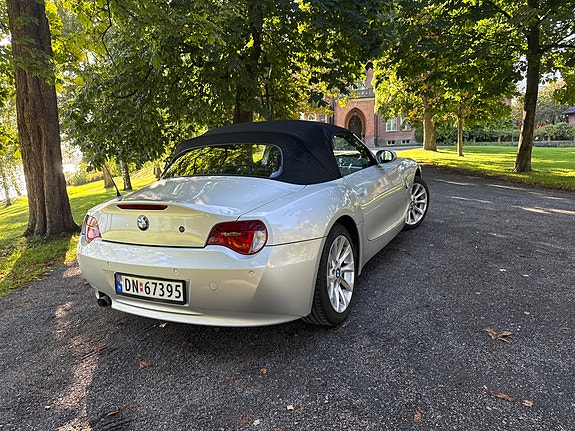 BMW Z4 7 of 14