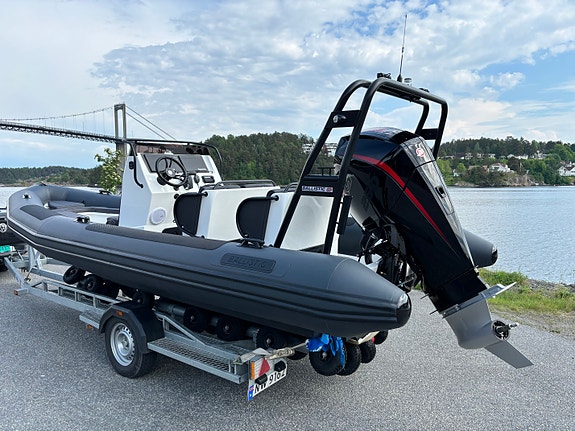 BALLISTIC 680 28 of 30