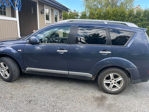 Mitsubishi Outlander 16 of 19