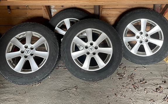 Mitsubishi Outlander 19 of 19
