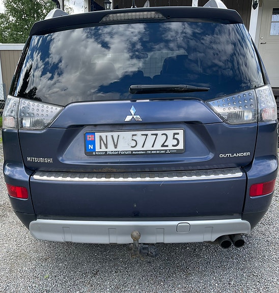 Mitsubishi Outlander 13 of 19