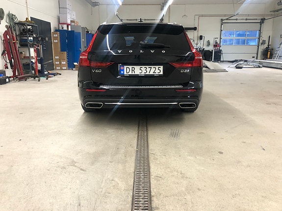 Volvo V60 3 of 23