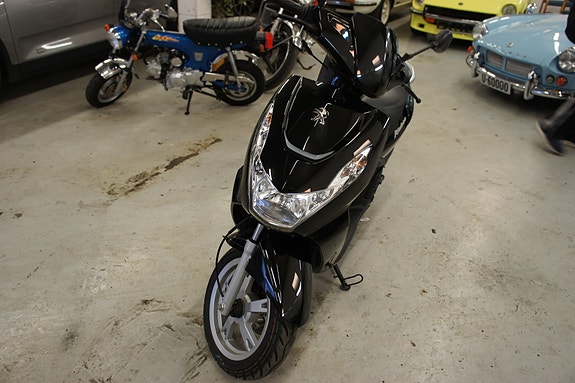 Peugeot PEOUGEOT 4 of 7