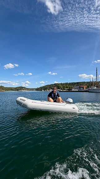 West  Light gummibåter – 15 % rabatt på lagerførte West modeller! 2 of 19