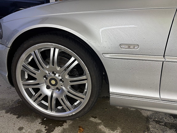 BMW 325i 16 of 22