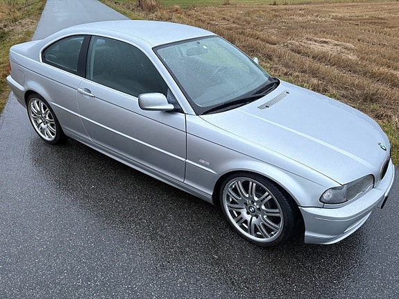 BMW 325i 4 of 22