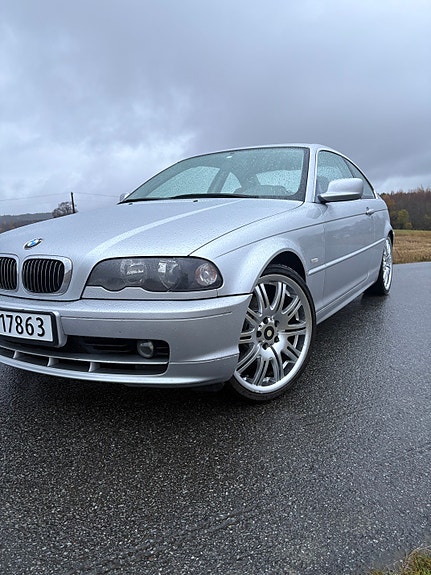 BMW 325i 6 of 22