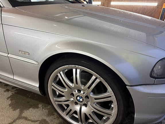 BMW 325i 15 of 22