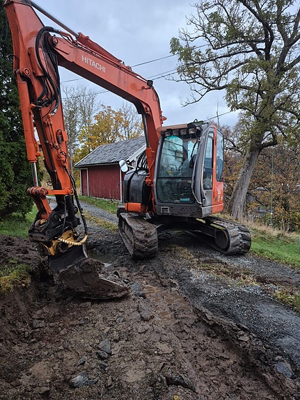 Hitachi 85US 2 of 17