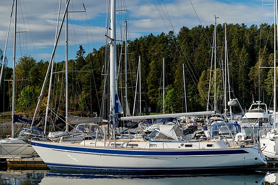 Hallberg-Rassy 46