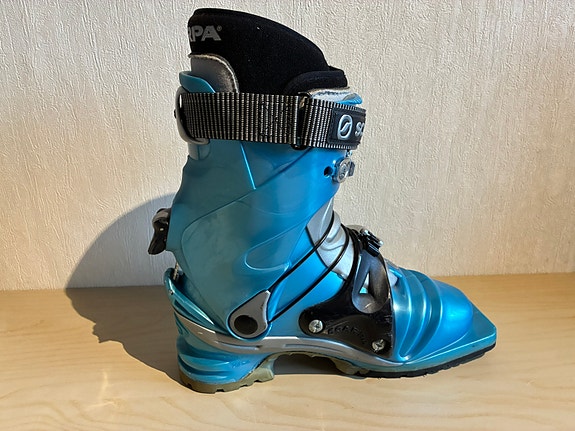 Product image 9 of 10