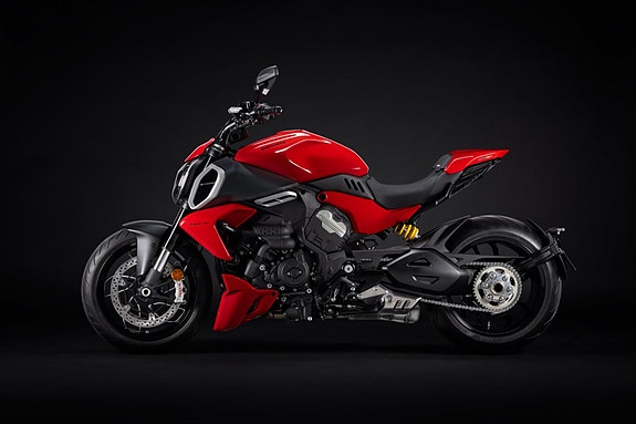 Ducati Diavel V4 5 of 5