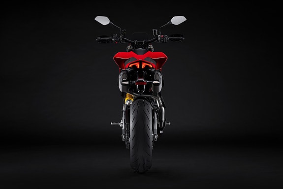 Ducati Hypermotard V2 + V2 SP 5 of 5
