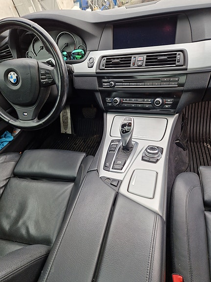 BMW 520 9 of 10